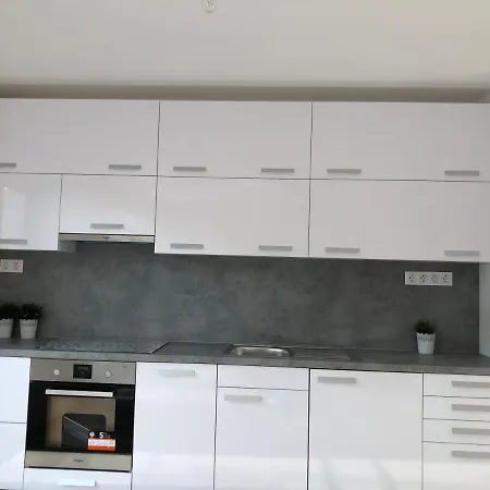 Gyoengye Delux Appartamento Szeged