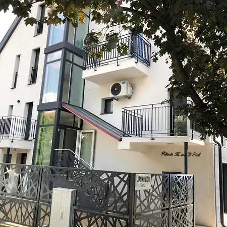 Gyoengye Delux Apartamento Szeged