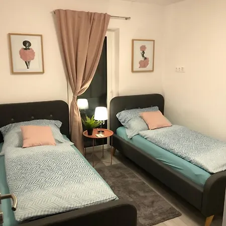 Appartamento Gyoengye Delux Szeged